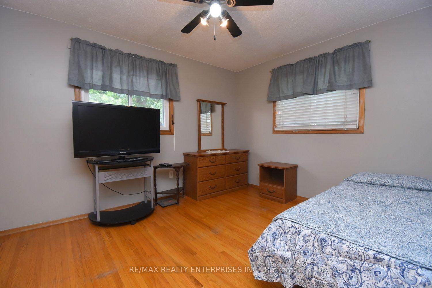 Photo 22 of 120 Eaglewood Boulevard, Mississauga, Mineola — HOMEH