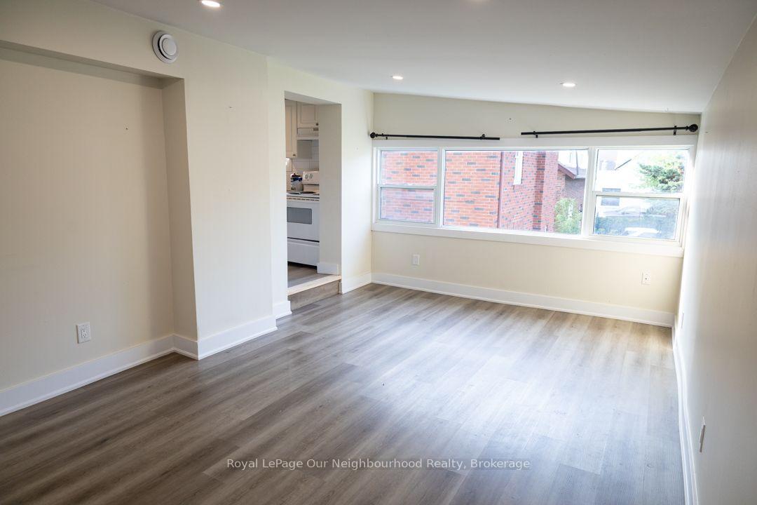 Photo 3 of Unit Unit 3, 103 Ritson Road S, Oshawa, Central — HOMEH