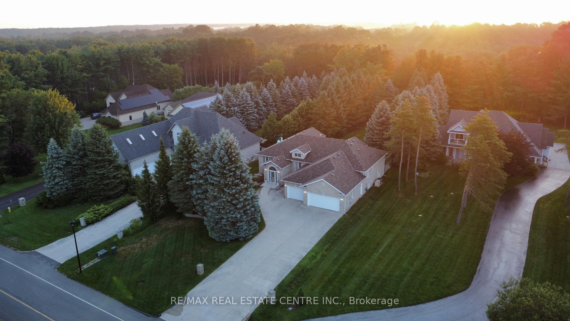 Photo 2 of 1603 Wedgewood Drive, Wasaga Beach — HOMEH