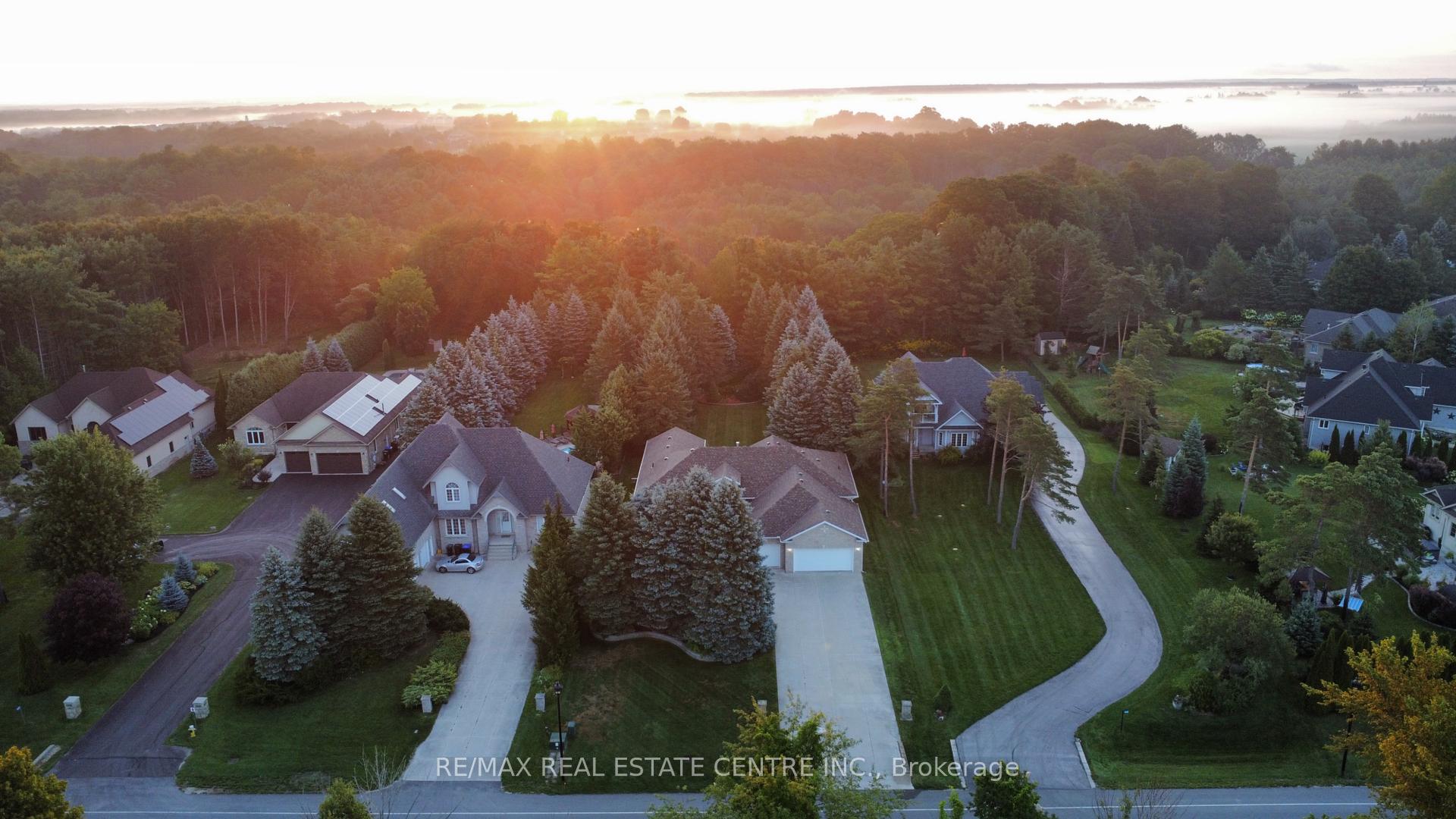 Photo 3 of 1603 Wedgewood Drive, Wasaga Beach — HOMEH
