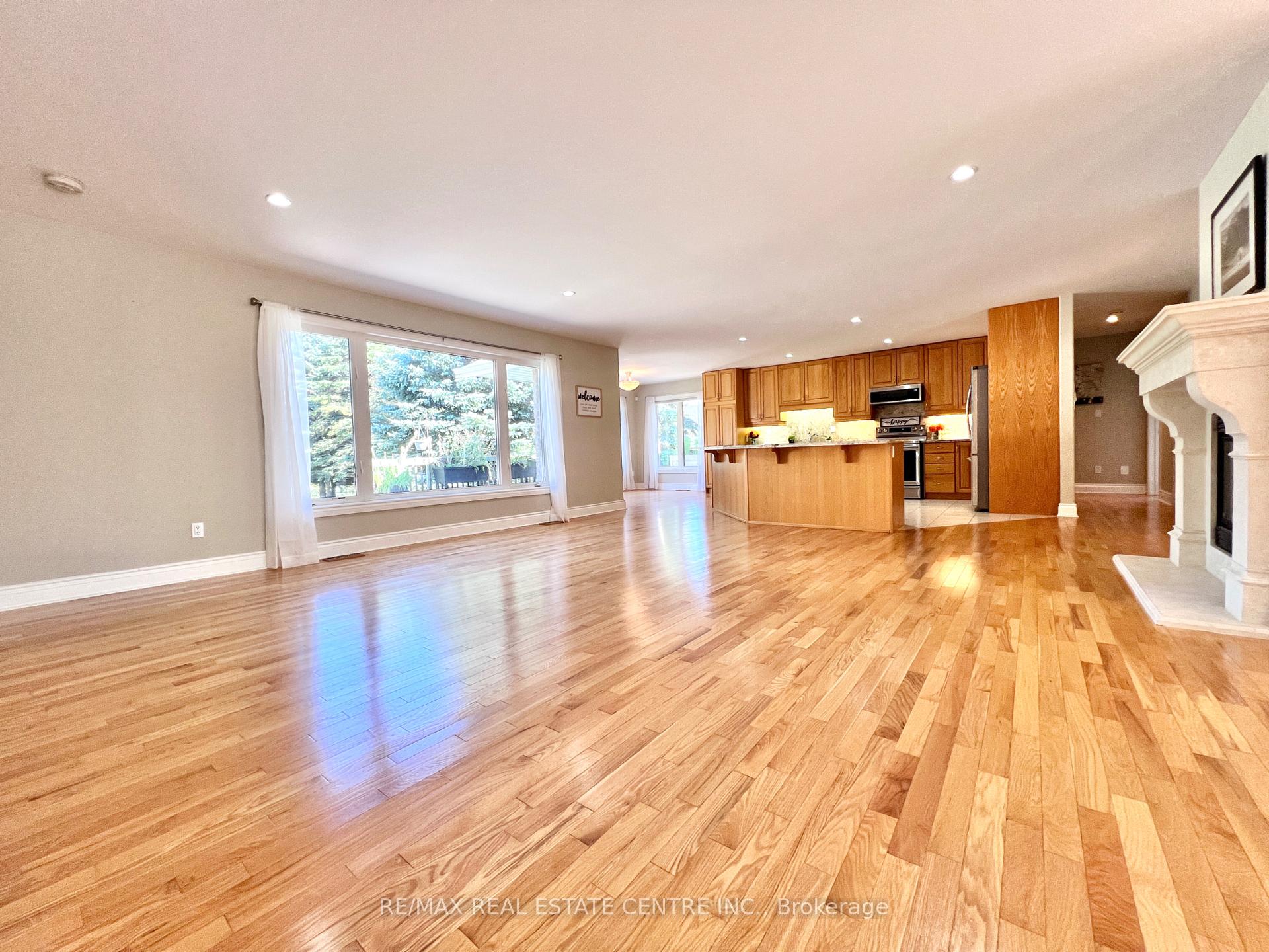 Photo 9 of 1603 Wedgewood Drive, Wasaga Beach — HOMEH