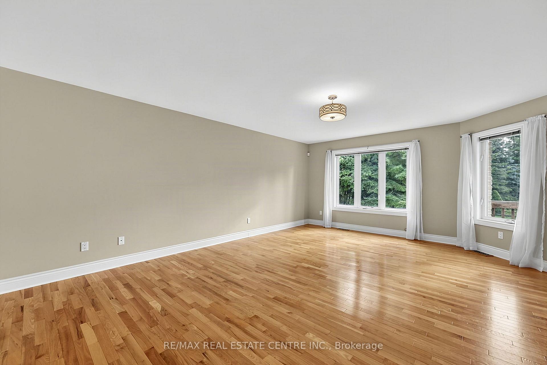 Photo 12 of 1603 Wedgewood Drive, Wasaga Beach — HOMEH