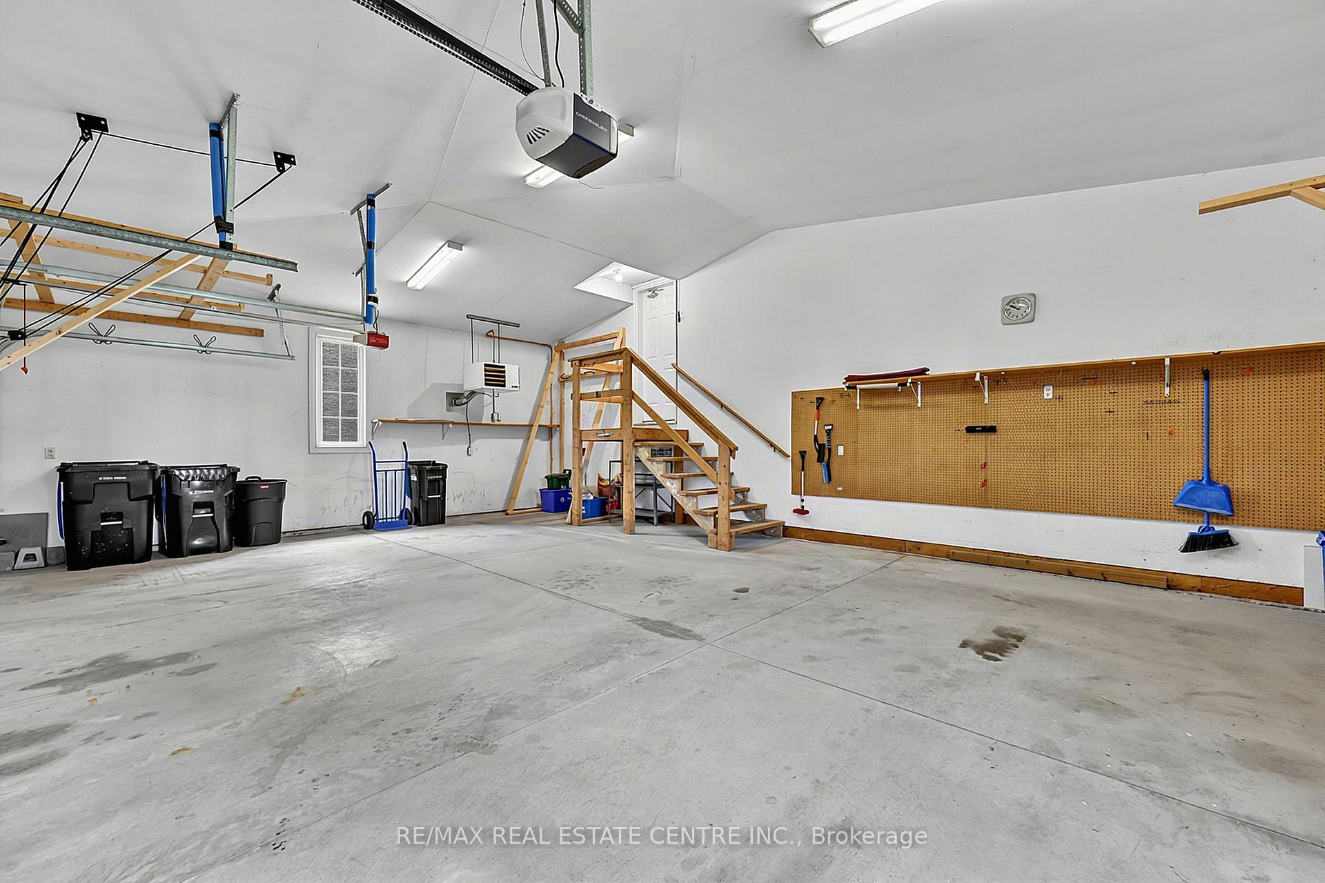 Photo 26 of 1603 Wedgewood Drive, Wasaga Beach — HOMEH
