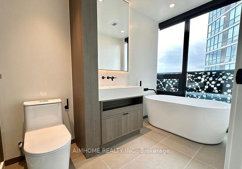 Photo 5 of Unit 3206, 55 Charles Street E, Toronto, Church-Yonge Corridor — HOMEH