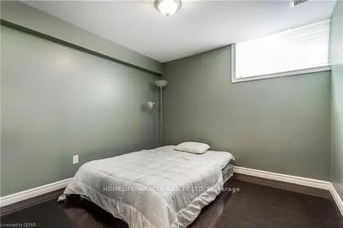 Photo 46 of 4 Clairfields Drive W, Guelph, Clairfields/Hanlon Business Park — HOMEH