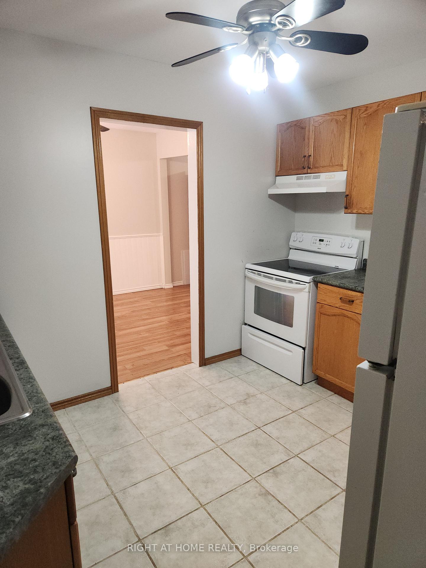 Photo 22 of 1023 Carson Road, Springwater, Midhurst — HOMEH