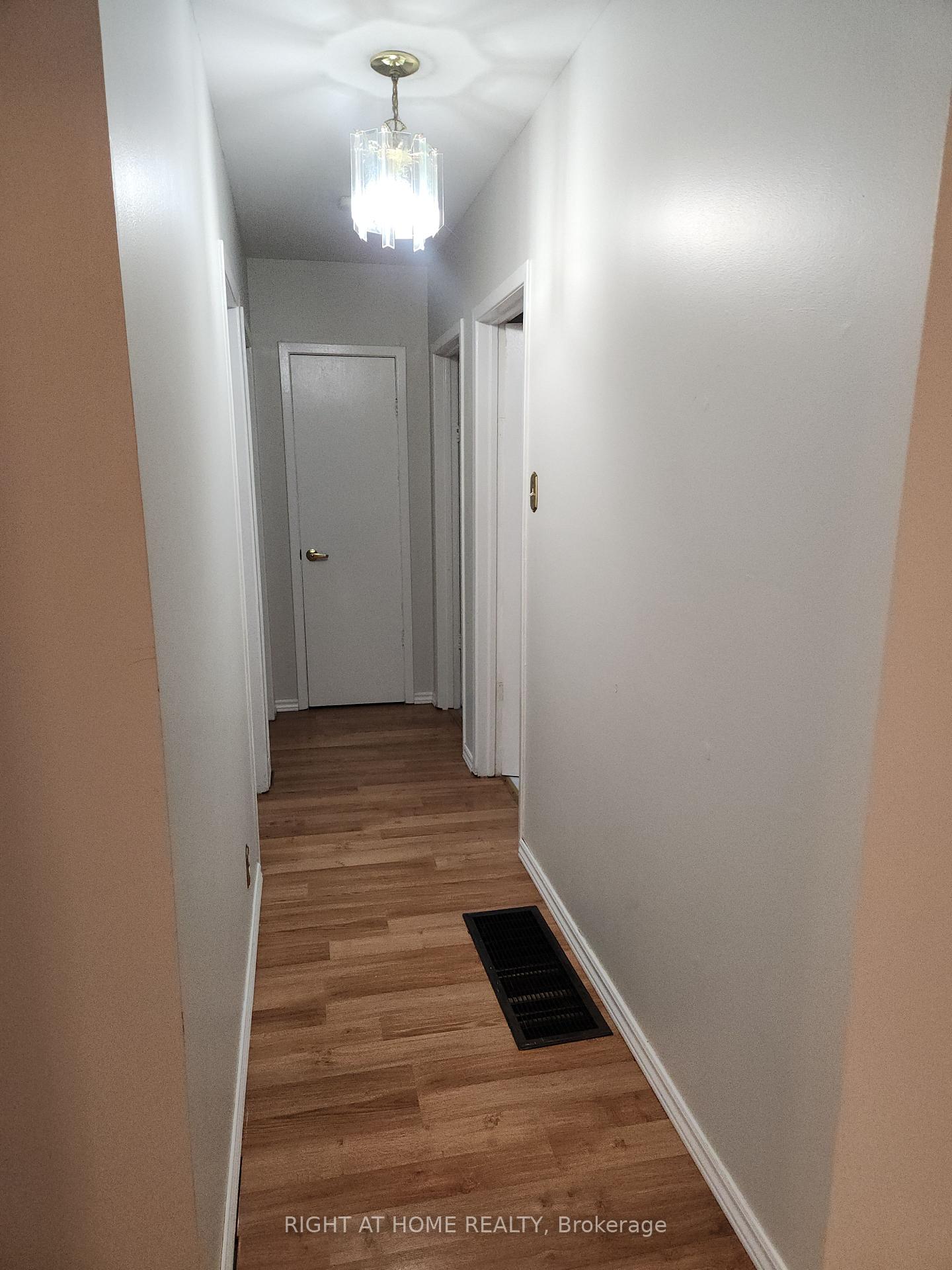 Photo 24 of 1023 Carson Road, Springwater, Midhurst — HOMEH