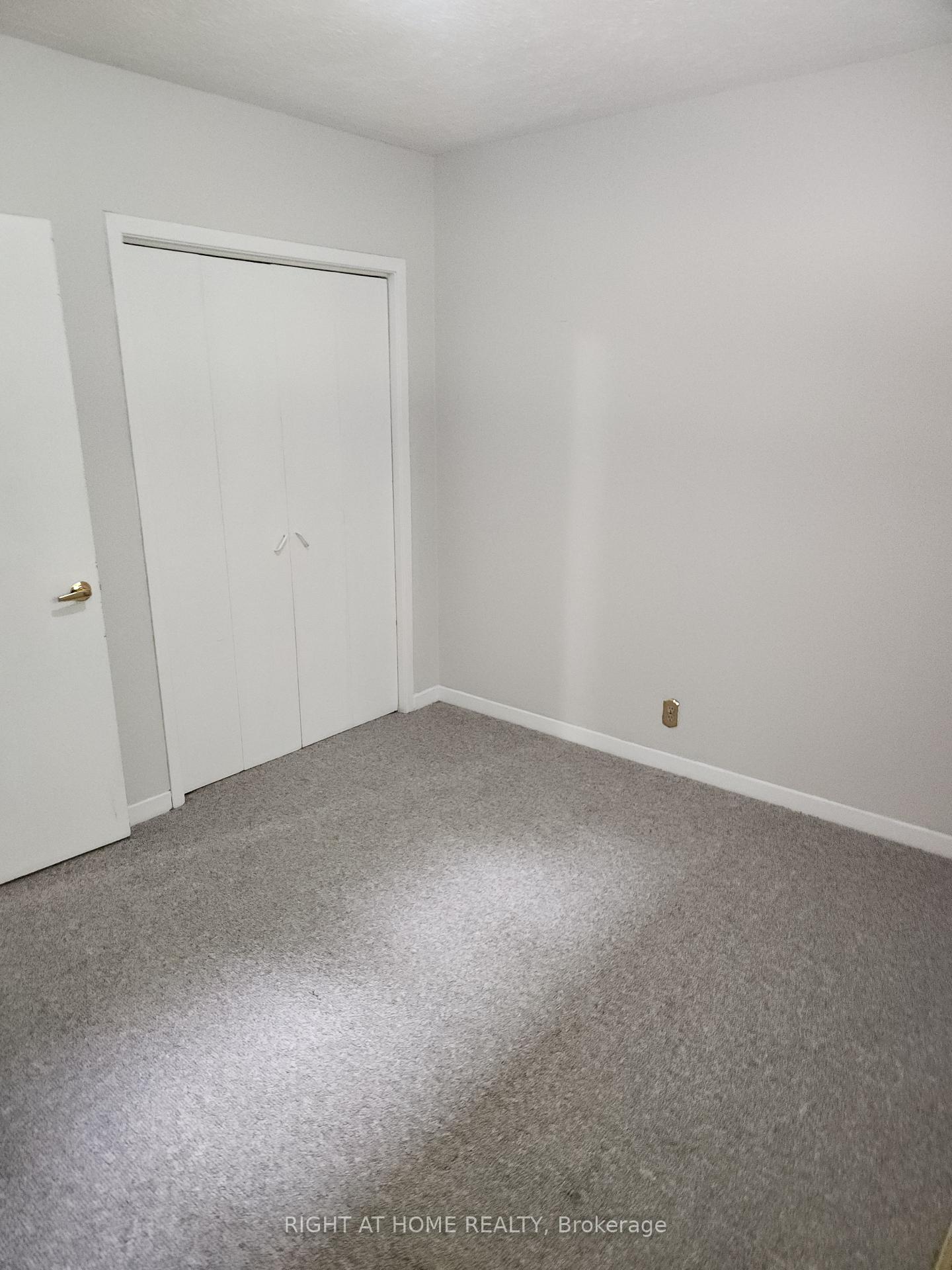 Photo 32 of 1023 Carson Road, Springwater, Midhurst — HOMEH
