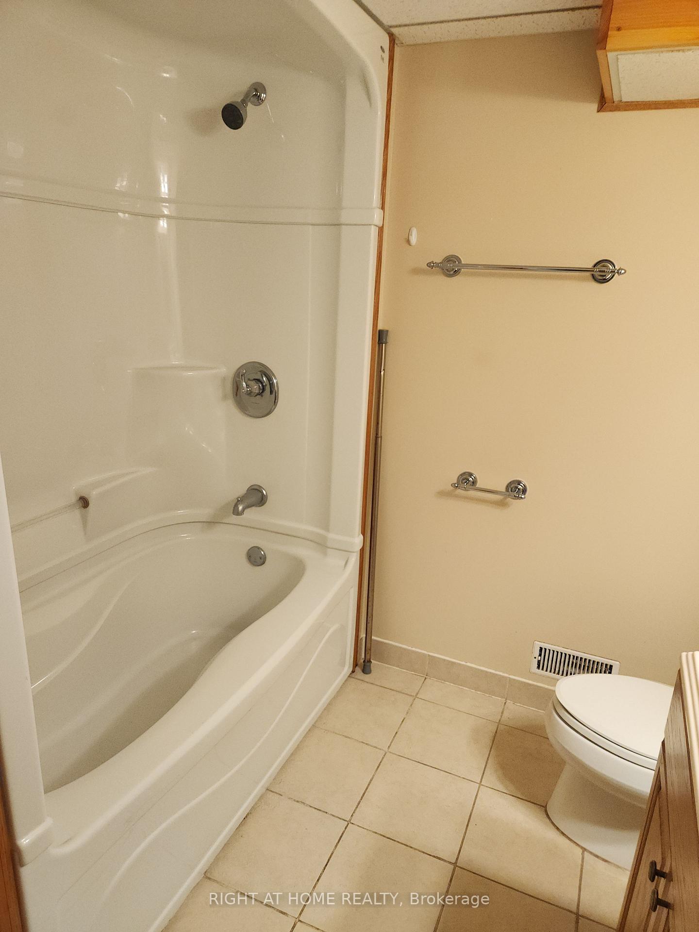 Photo 38 of 1023 Carson Road, Springwater, Midhurst — HOMEH