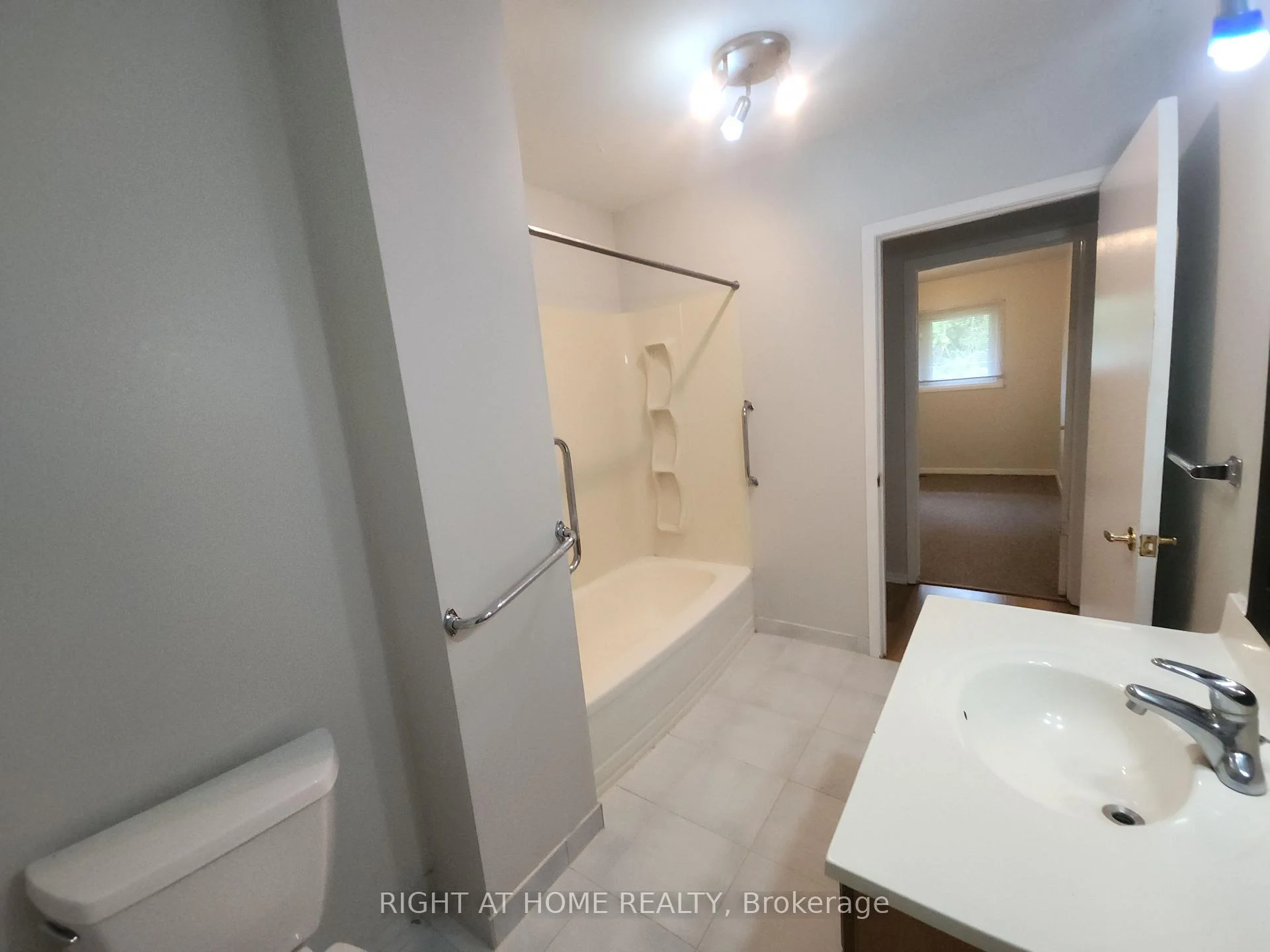 Photo 37 of 1023 Carson Road, Springwater, Midhurst — HOMEH