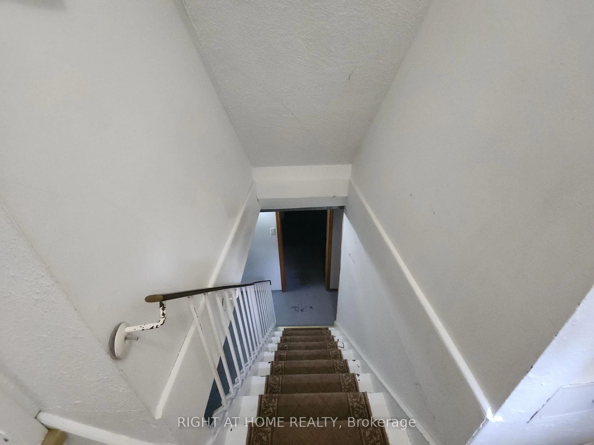 Photo 39 of 1023 Carson Road, Springwater, Midhurst — HOMEH