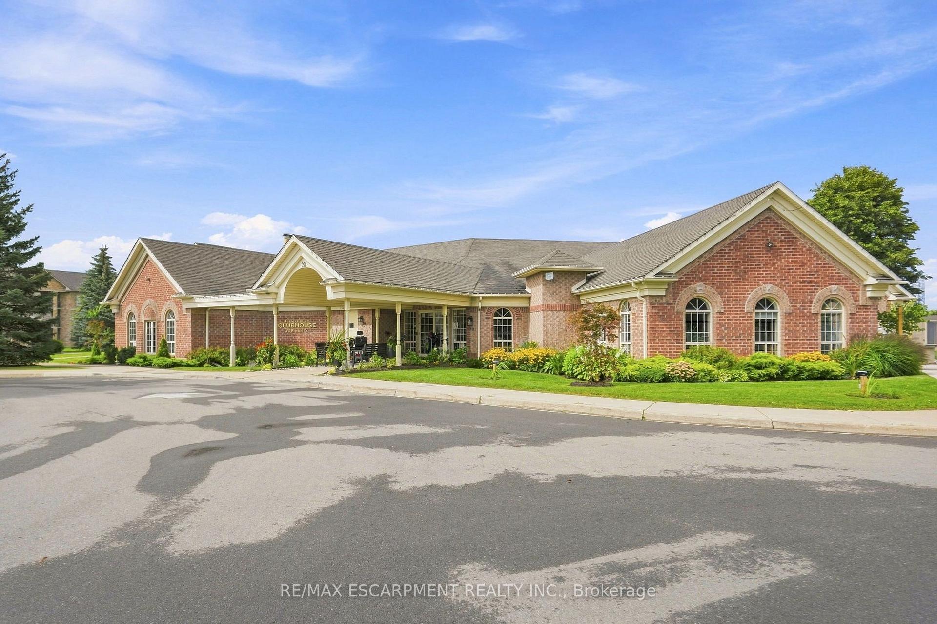 Photo 2 of Unit 202, 59 Critzia Drive, Hamilton, Rural Glanbrook — HOMEH
