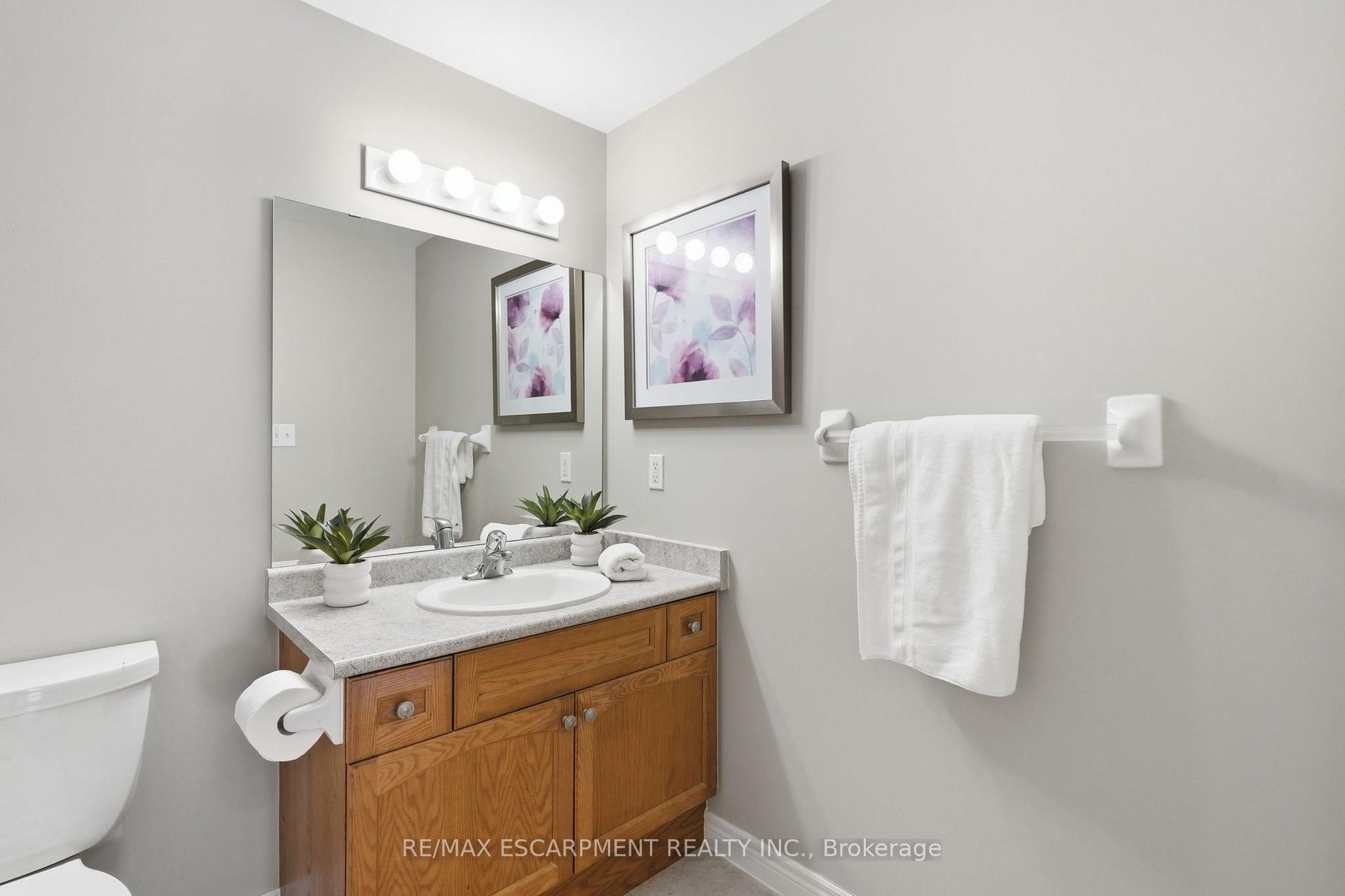 Photo 21 of Unit 202, 59 Critzia Drive, Hamilton, Rural Glanbrook — HOMEH