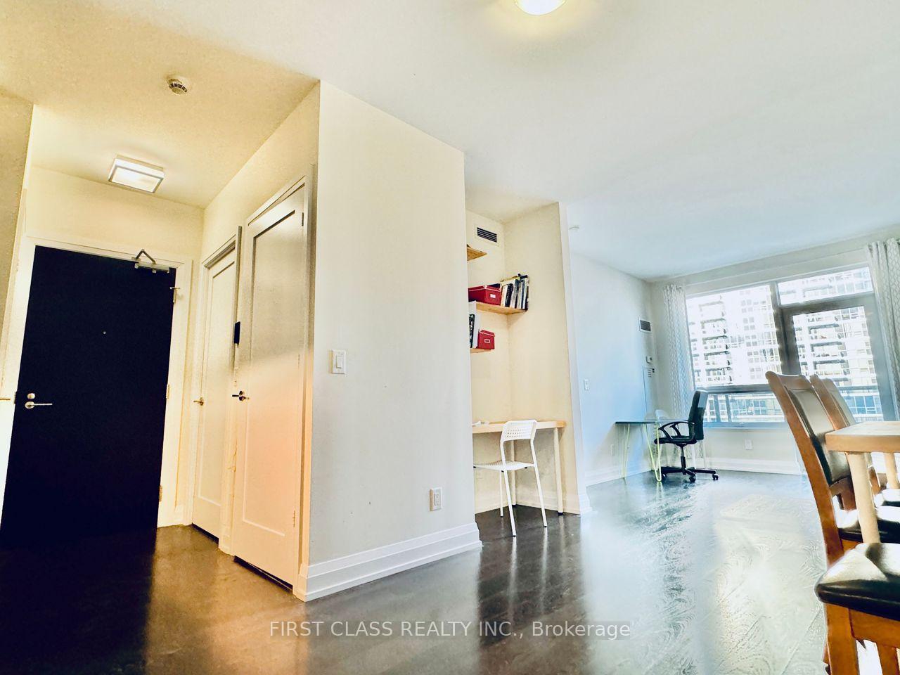 Photo 3 of Unit 906, 2 Anndale Drive, North York, Willowdale East — HOMEH