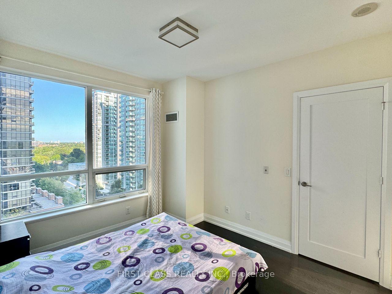 Photo 11 of Unit 906, 2 Anndale Drive, North York, Willowdale East — HOMEH