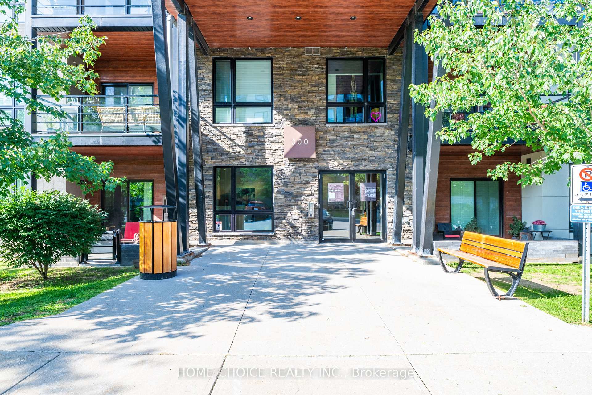 Photo 3 of Unit 602, 300 Essa Road, Barrie, 400 West — HOMEH