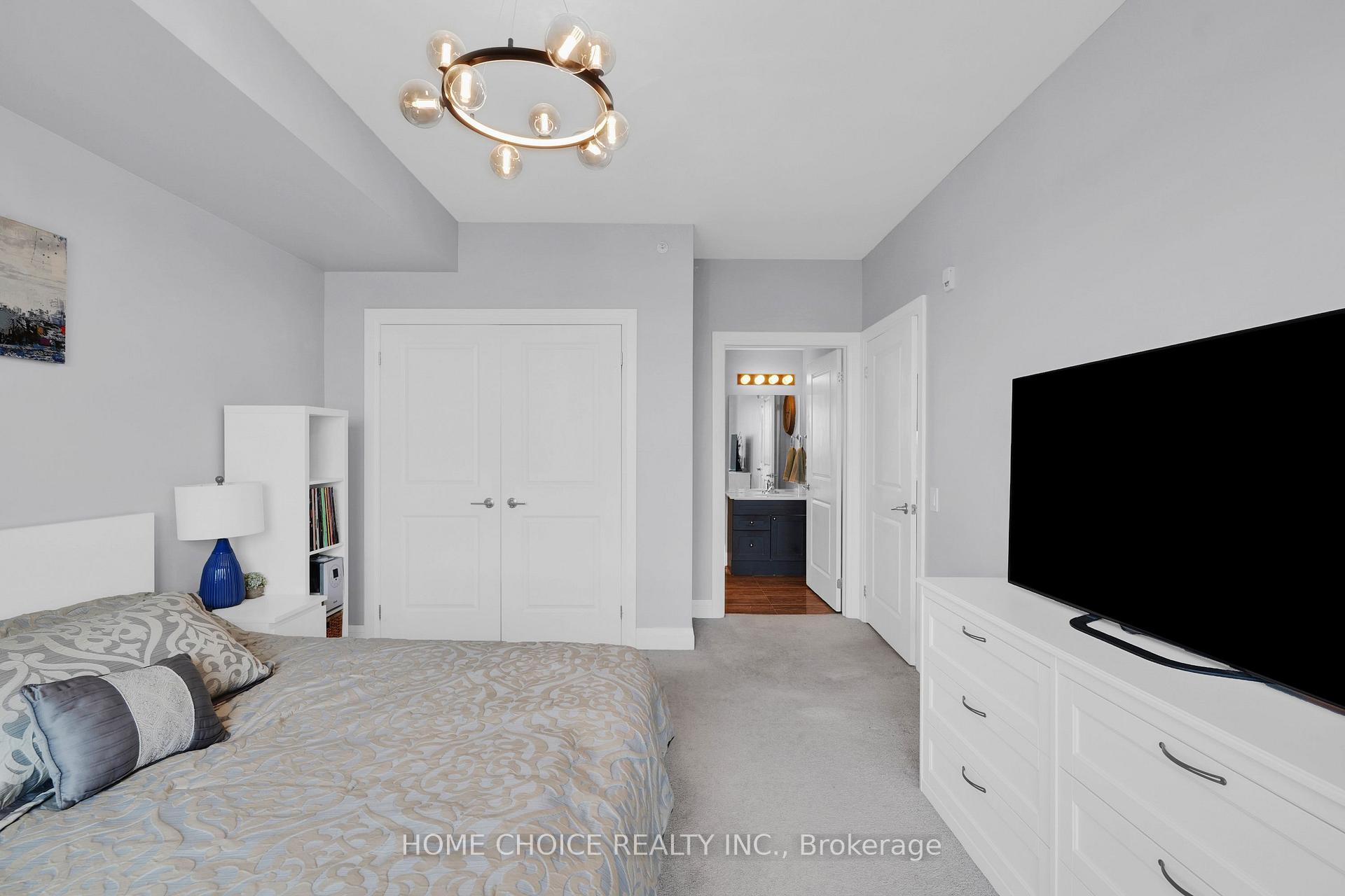 Photo 17 of Unit 602, 300 Essa Road, Barrie, 400 West — HOMEH