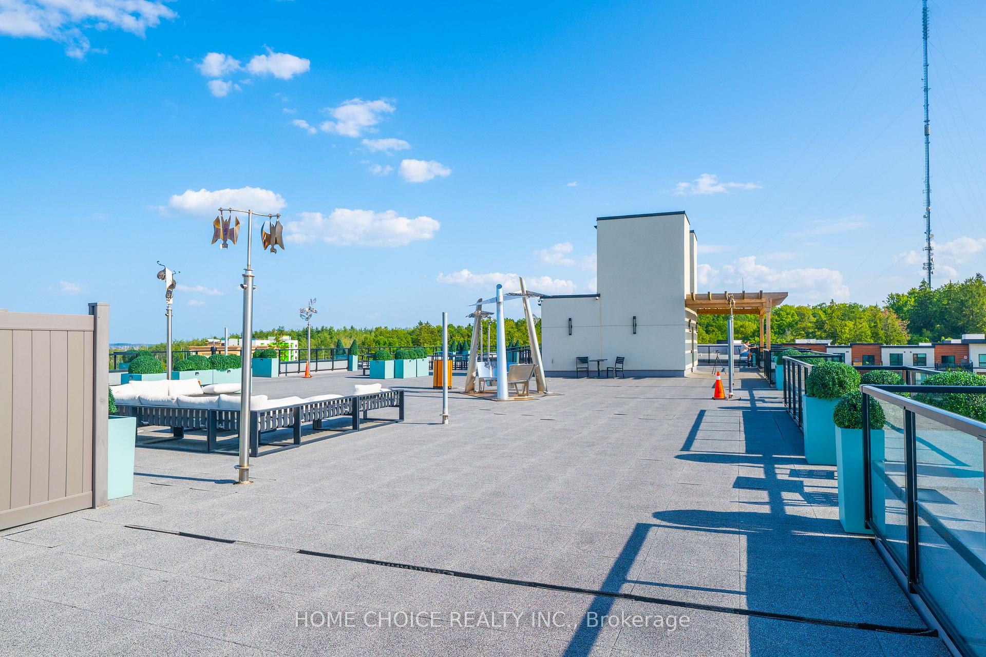 Photo 32 of Unit 602, 300 Essa Road, Barrie, 400 West — HOMEH