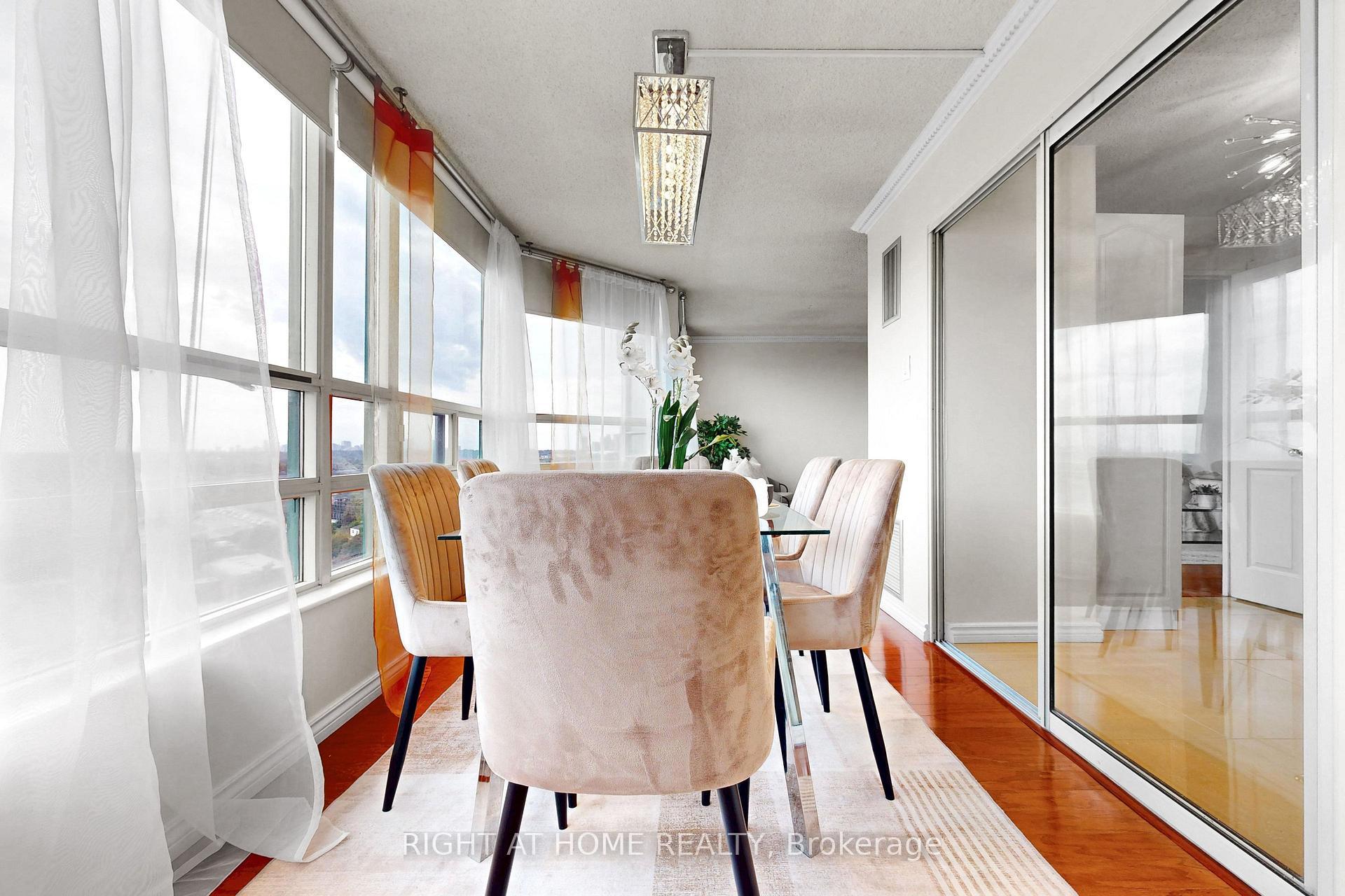 Photo 19 of Unit 1120, 7805 Bayview Avenue, Markham, Aileen-Willowbrook — HOMEH