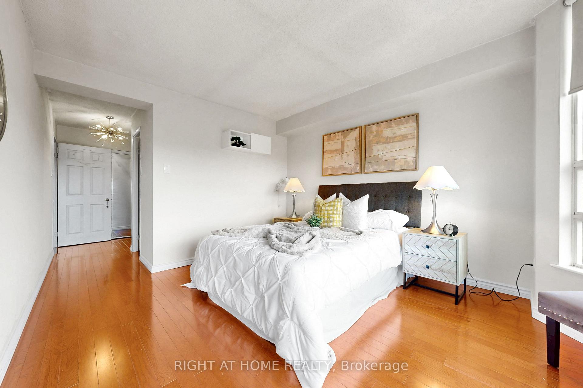 Photo 21 of Unit 1120, 7805 Bayview Avenue, Markham, Aileen-Willowbrook — HOMEH