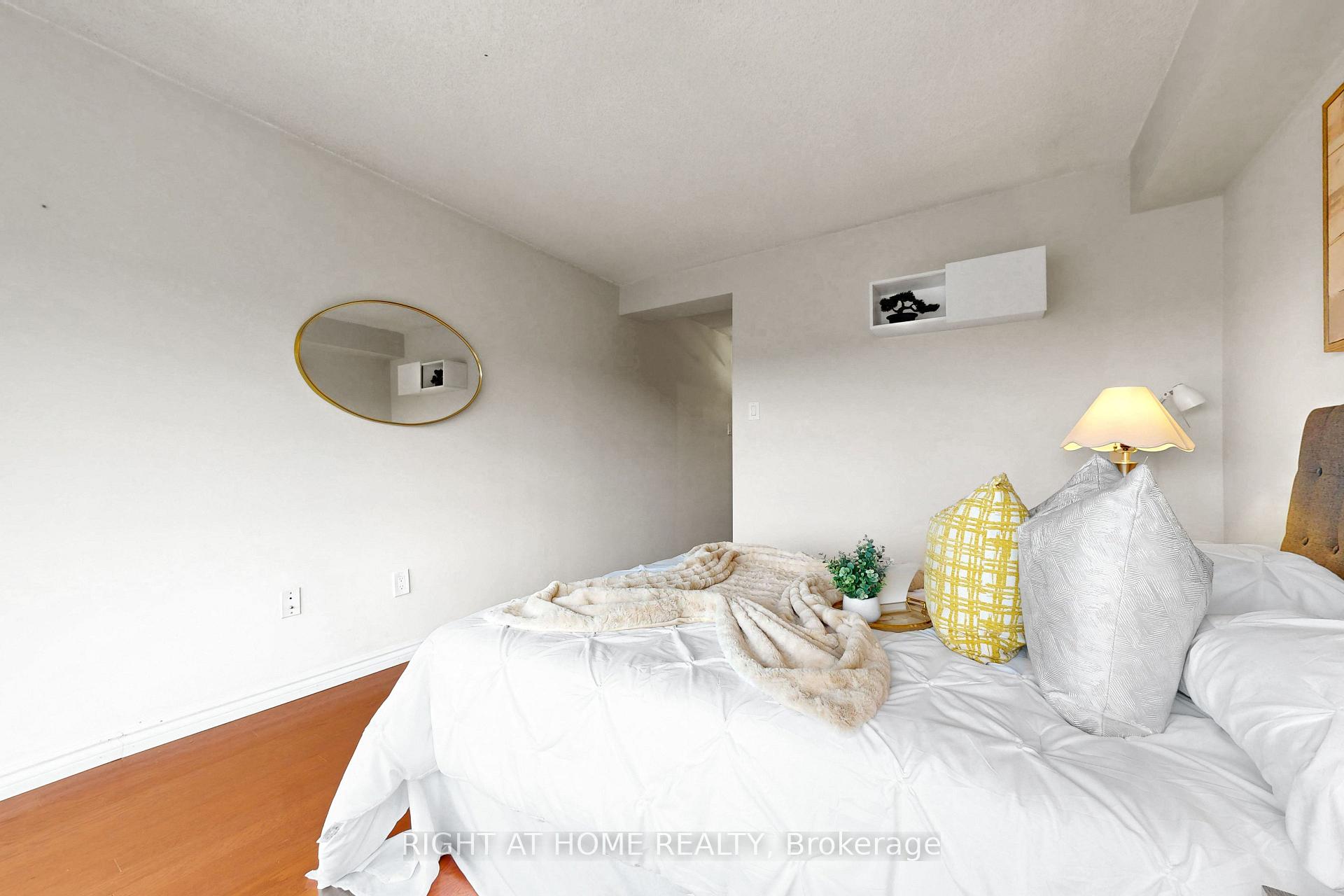 Photo 23 of Unit 1120, 7805 Bayview Avenue, Markham, Aileen-Willowbrook — HOMEH