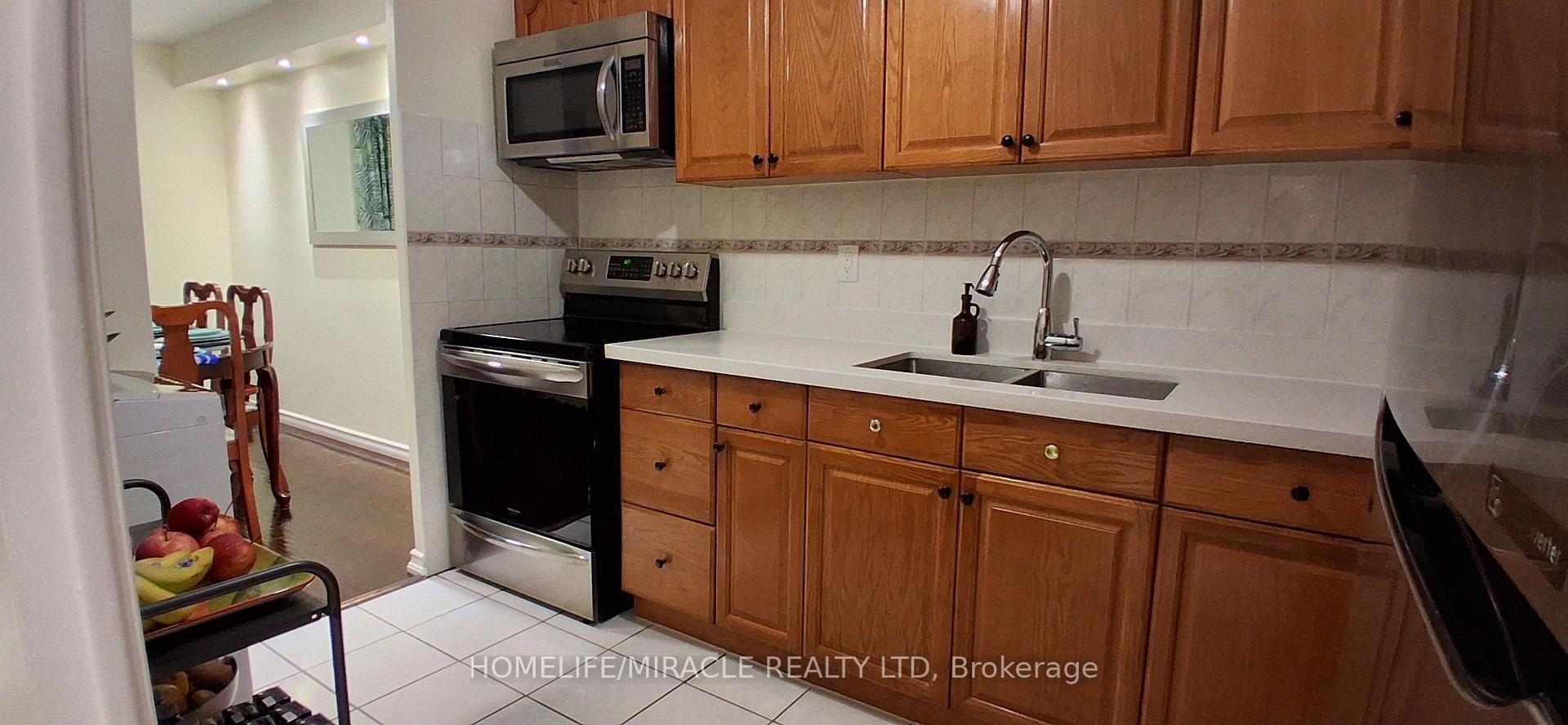 Photo 11 of Unit 1618, 1 Massey Square, Toronto, Crescent Town — HOMEH