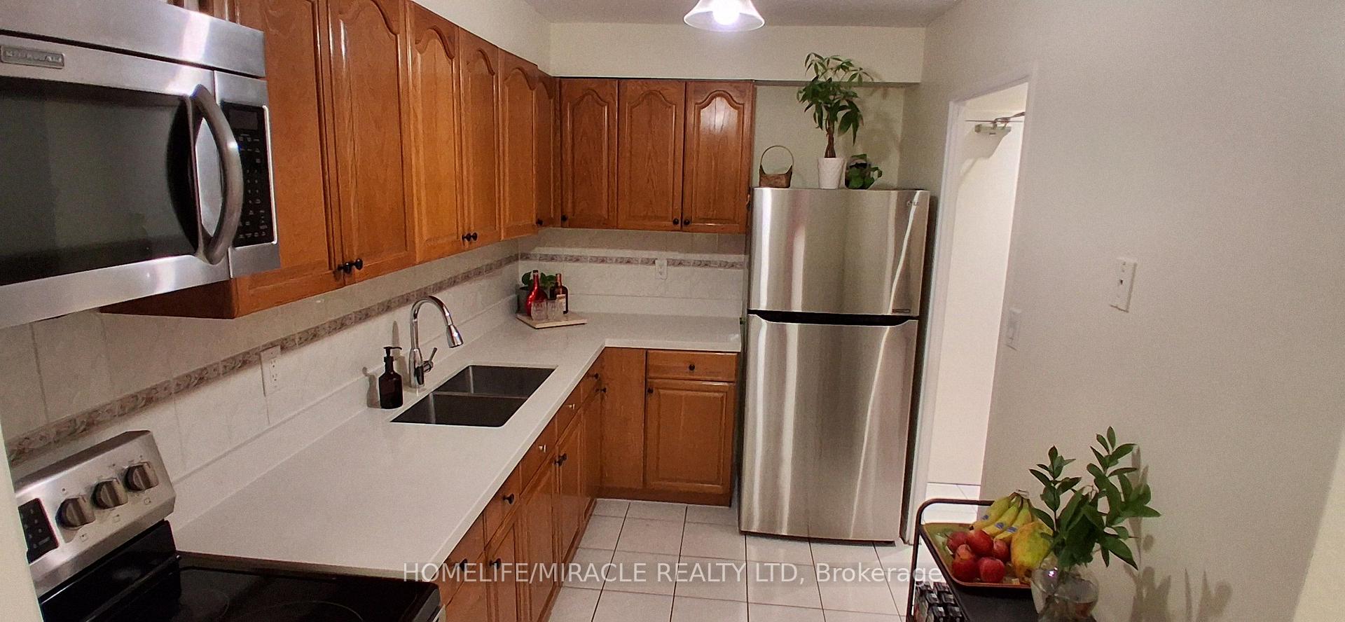 Photo 12 of Unit 1618, 1 Massey Square, Toronto, Crescent Town — HOMEH