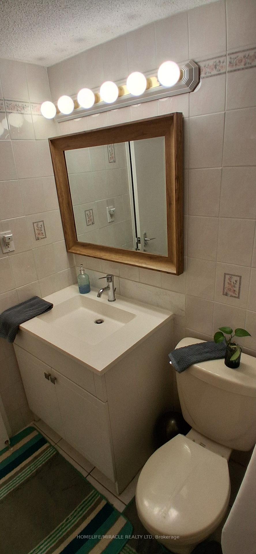 Photo 26 of Unit 1618, 1 Massey Square, Toronto, Crescent Town — HOMEH