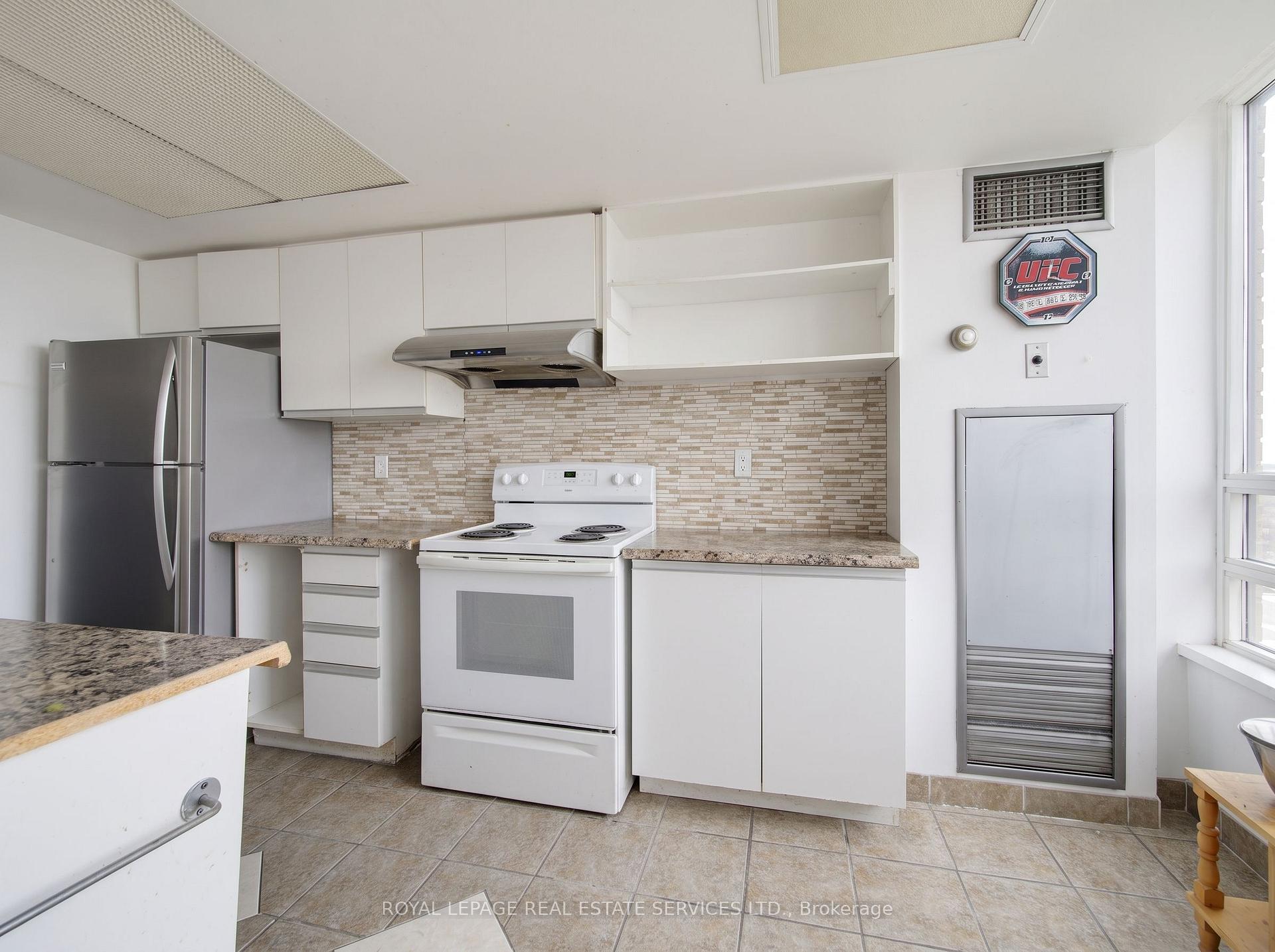 Photo 21 of Unit 1212, 75 King Street E, Mississauga, Cooksville — HOMEH