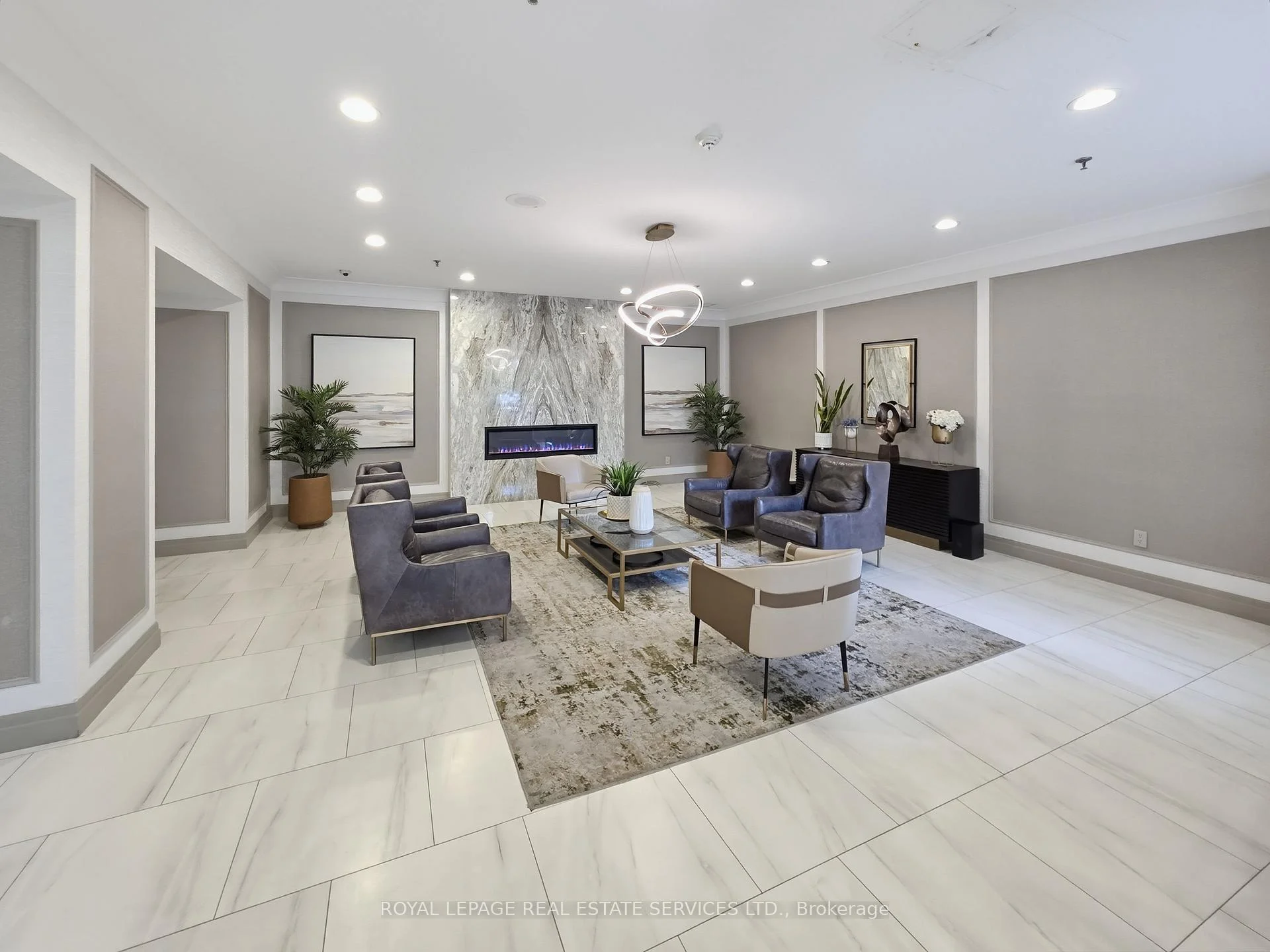 Photo 8 of Unit 1212, 75 King Street E, Mississauga, Cooksville — HOMEH