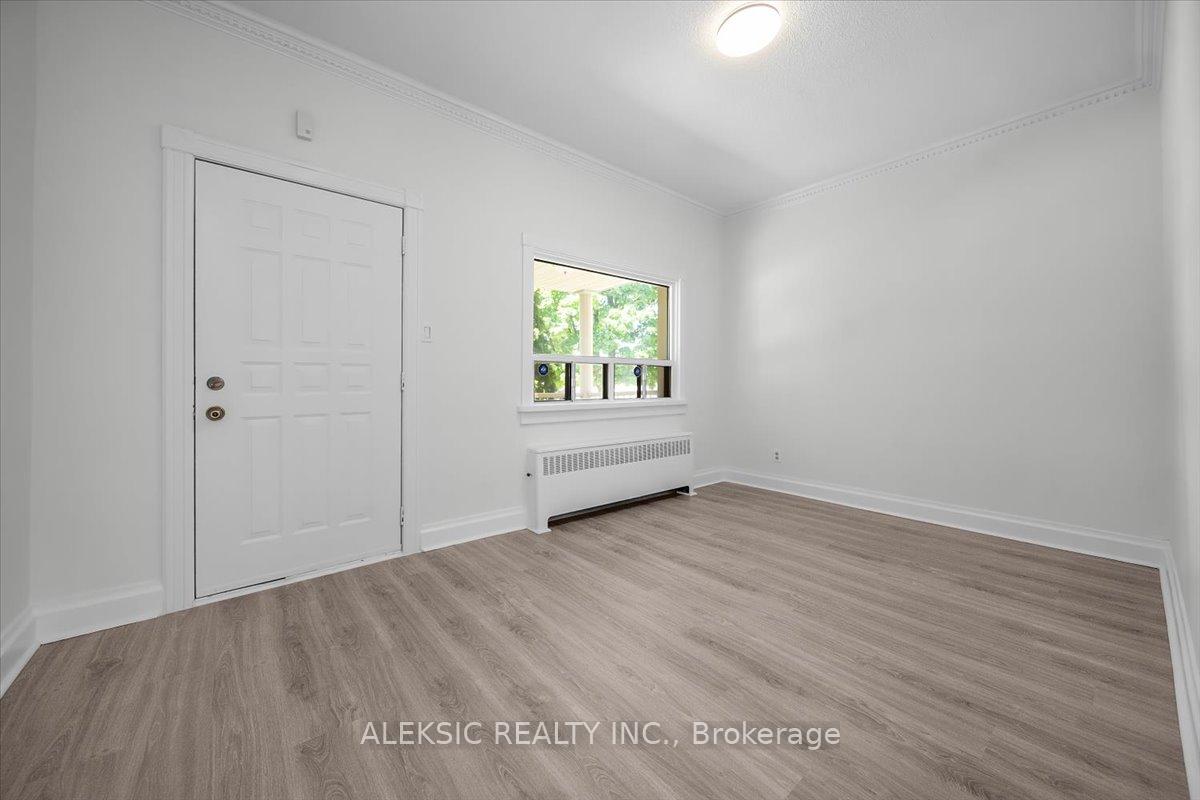 Photo 5 of 179 Thirtieth Street, Etobicoke, Alderwood — HOMEH