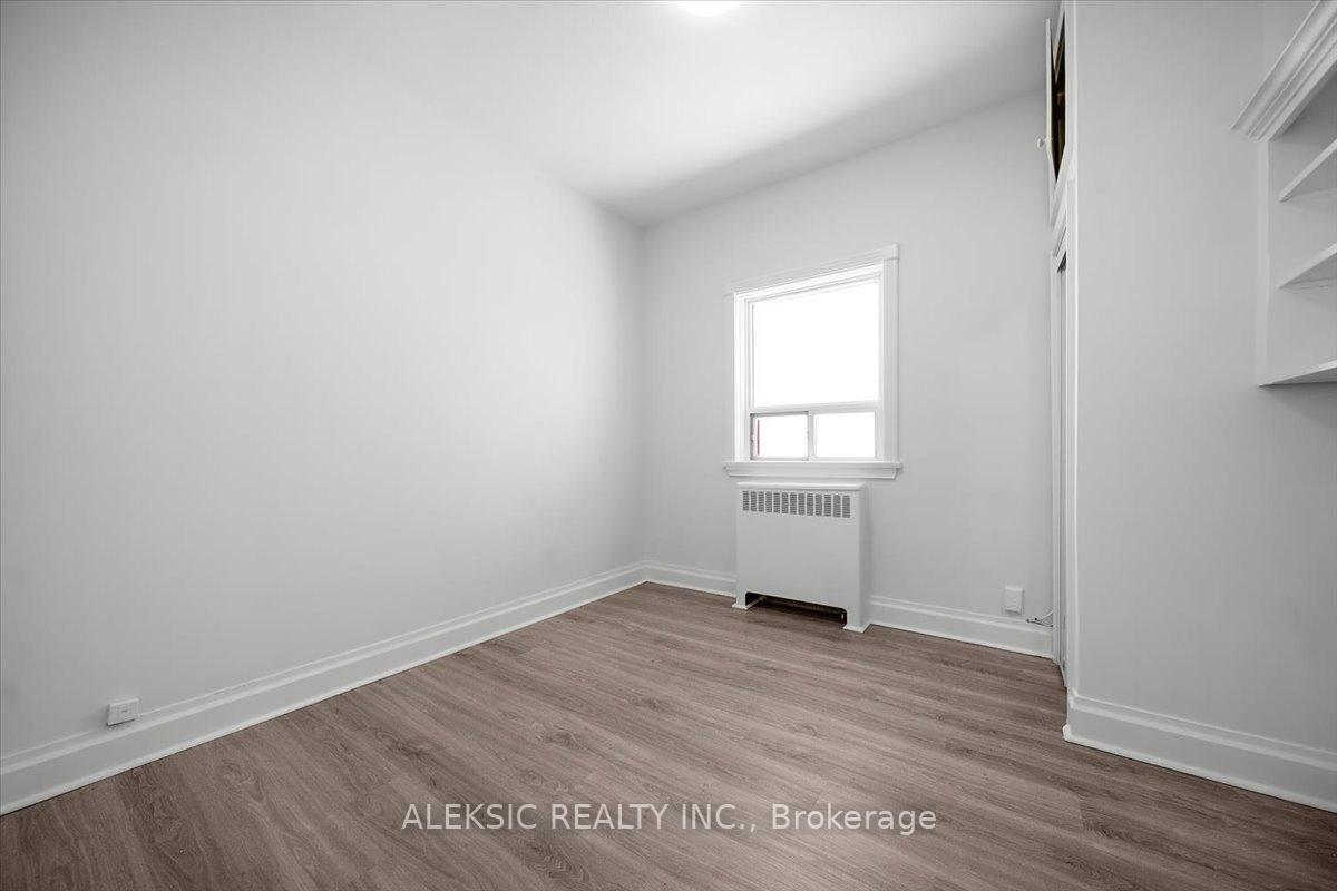 Photo 8 of 179 Thirtieth Street, Etobicoke, Alderwood — HOMEH