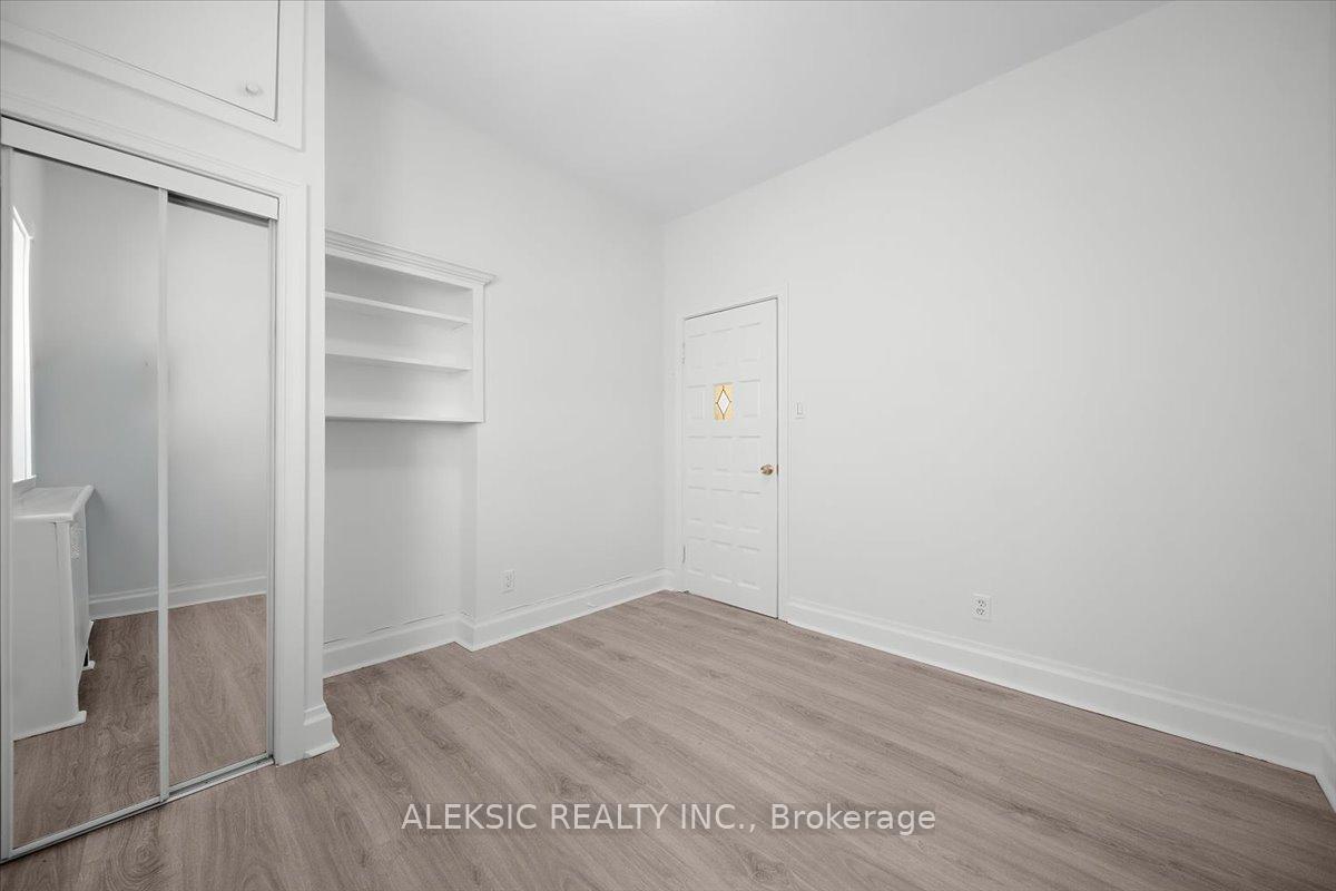 Photo 10 of 179 Thirtieth Street, Etobicoke, Alderwood — HOMEH