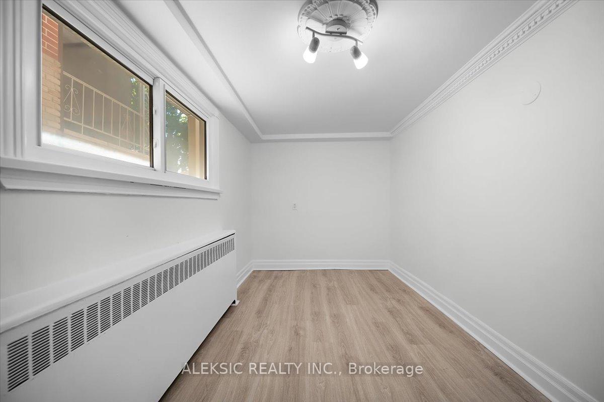 Photo 28 of 179 Thirtieth Street, Etobicoke, Alderwood — HOMEH