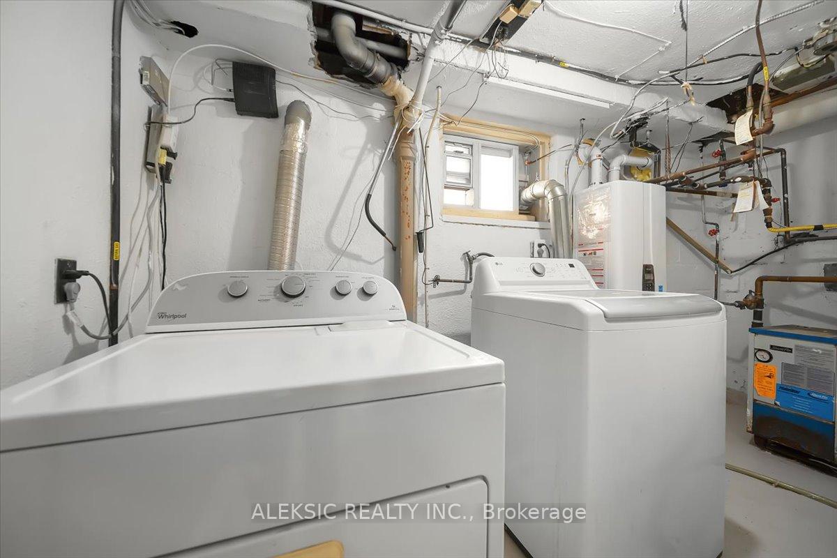 Photo 31 of 179 Thirtieth Street, Etobicoke, Alderwood — HOMEH