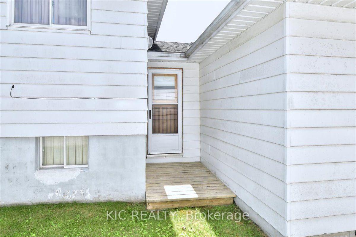 Photo 28 of 30 Kawartha Heights Boulevard, Peterborough, Monaghan Ward 2 — HOMEH