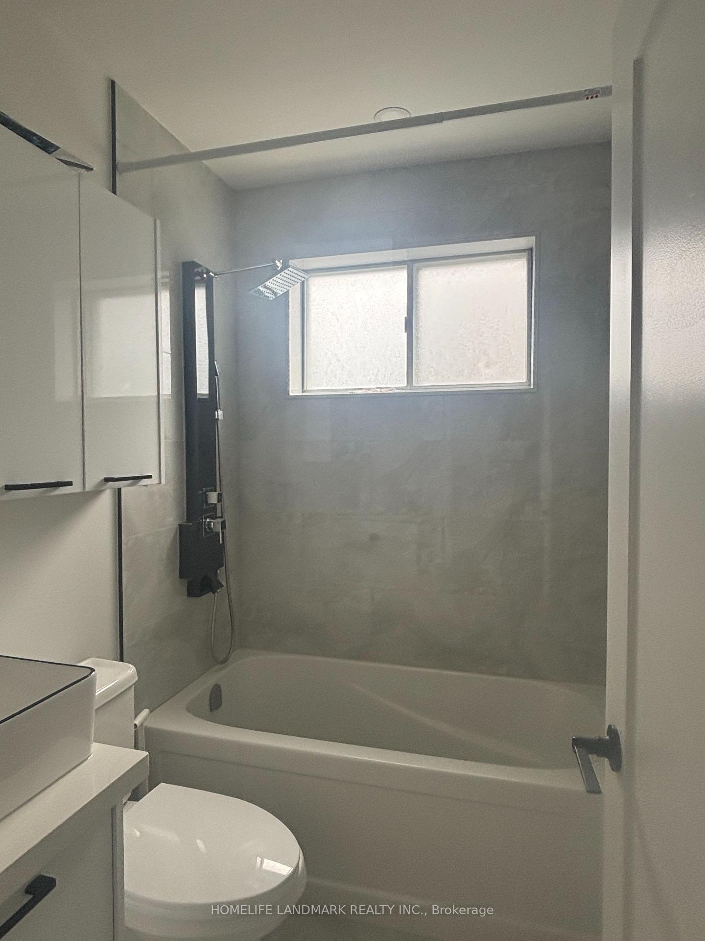 Photo 7 of Unit Basement, 45 Southlawn Drive, Scarborough, L'Amoreaux — HOMEH