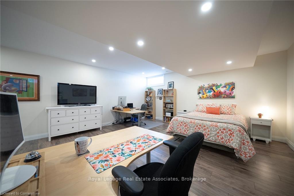 Photo 19 of Unit 8, 325 McLean School Road, Brant, South Dumfries — HOMEH