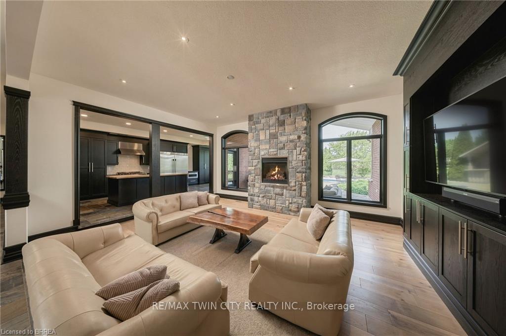 Photo 8 of 5 Tysons Way, Brant, Oakland — HOMEH