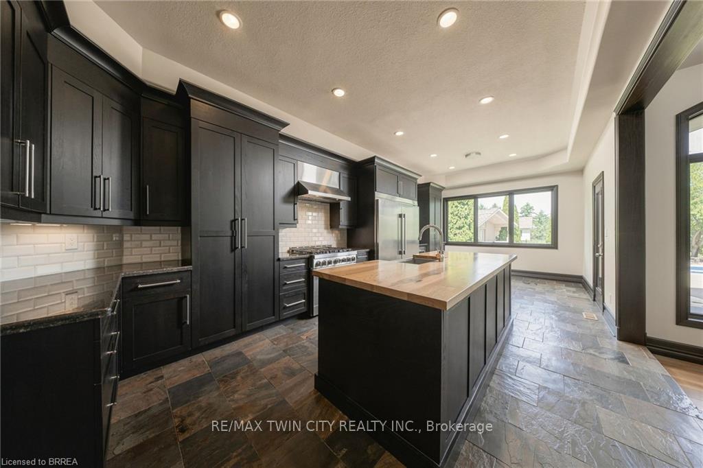 Photo 10 of 5 Tysons Way, Brant, Oakland — HOMEH
