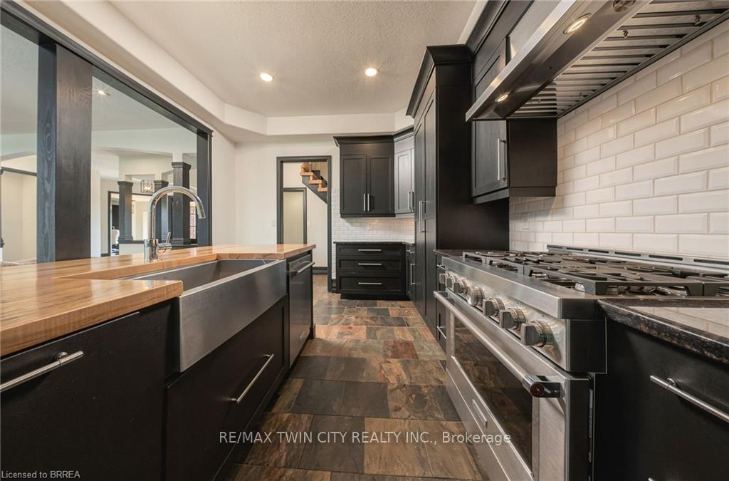 Photo 11 of 5 Tysons Way, Brant, Oakland — HOMEH