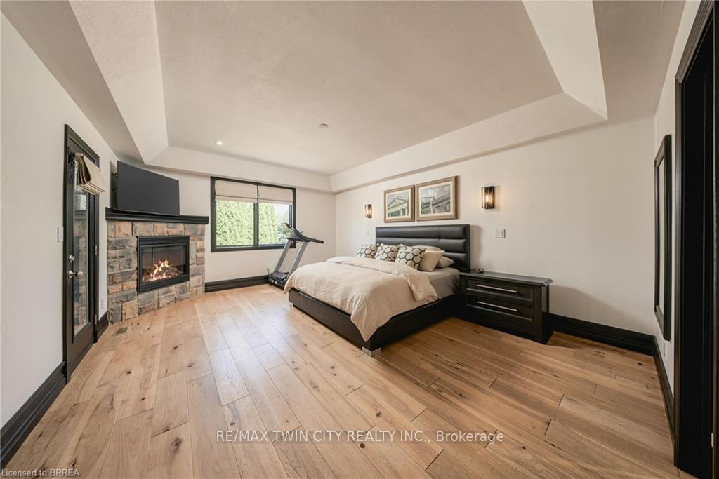 Photo 17 of 5 Tysons Way, Brant, Oakland — HOMEH