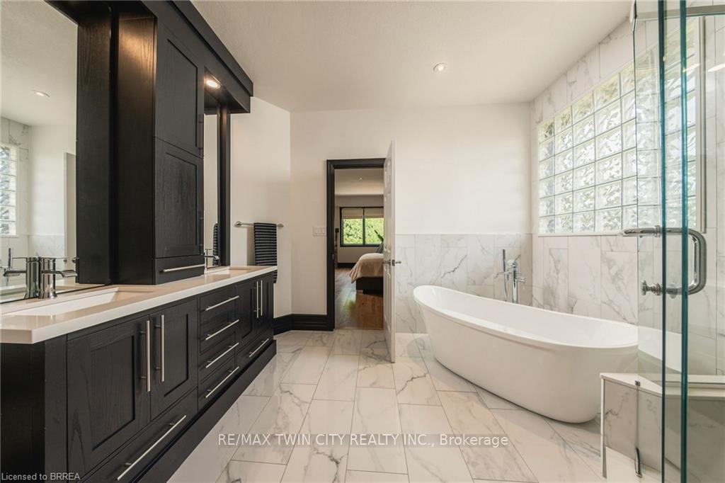 Photo 18 of 5 Tysons Way, Brant, Oakland — HOMEH