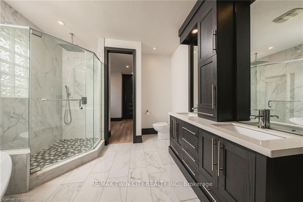 Photo 19 of 5 Tysons Way, Brant, Oakland — HOMEH