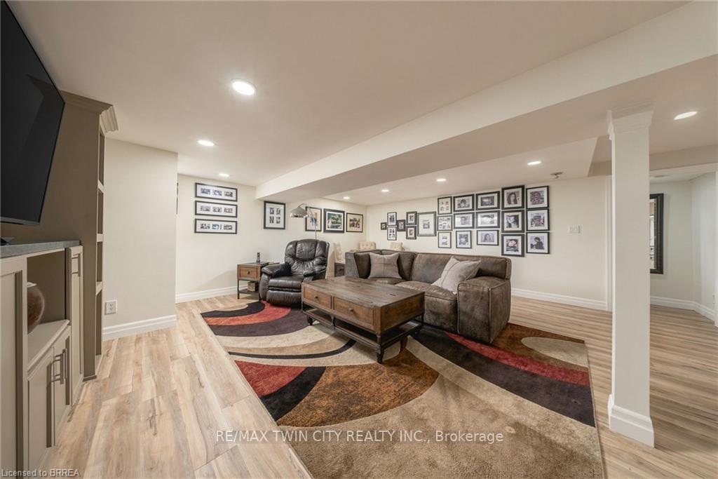 Photo 34 of 5 Tysons Way, Brant, Oakland — HOMEH
