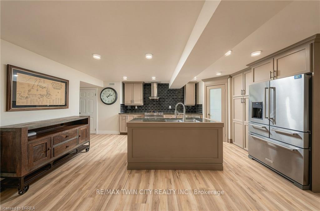 Photo 35 of 5 Tysons Way, Brant, Oakland — HOMEH