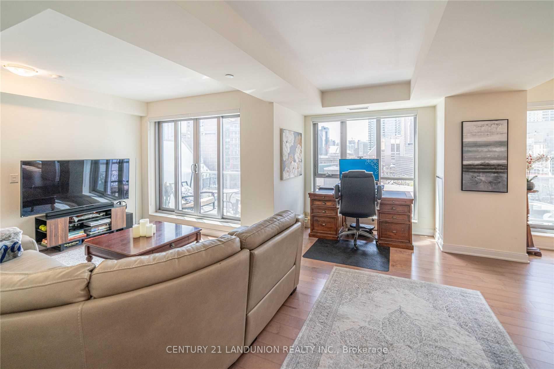 Photo 6 of Unit 1106, 55 Front Street E, Toronto, Waterfront Communities — HOMEH