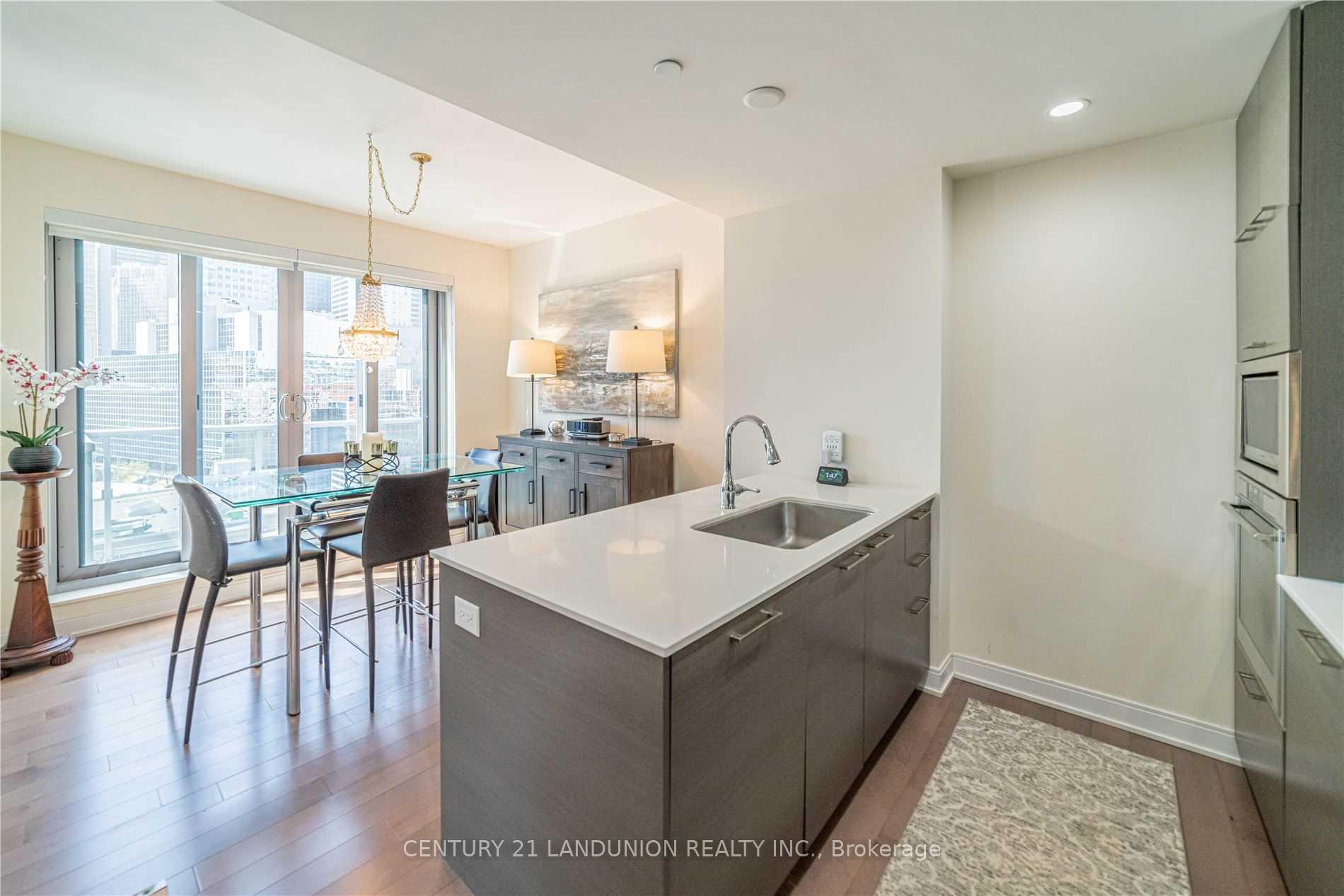 Photo 8 of Unit 1106, 55 Front Street E, Toronto, Waterfront Communities — HOMEH