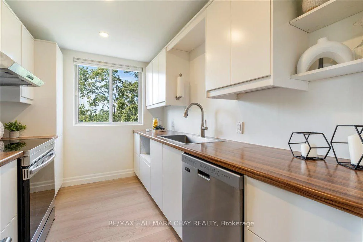 Photo 42 of Unit 706, 414 Blake Street, Barrie, Codrington — HOMEH