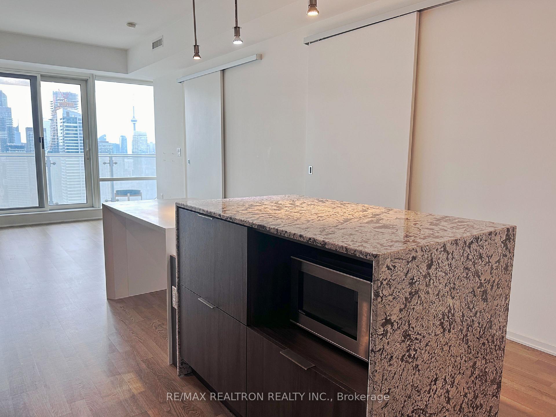 Photo 2 of Unit 3506, 1 Bloor Street E, Toronto, Church-Yonge Corridor — HOMEH